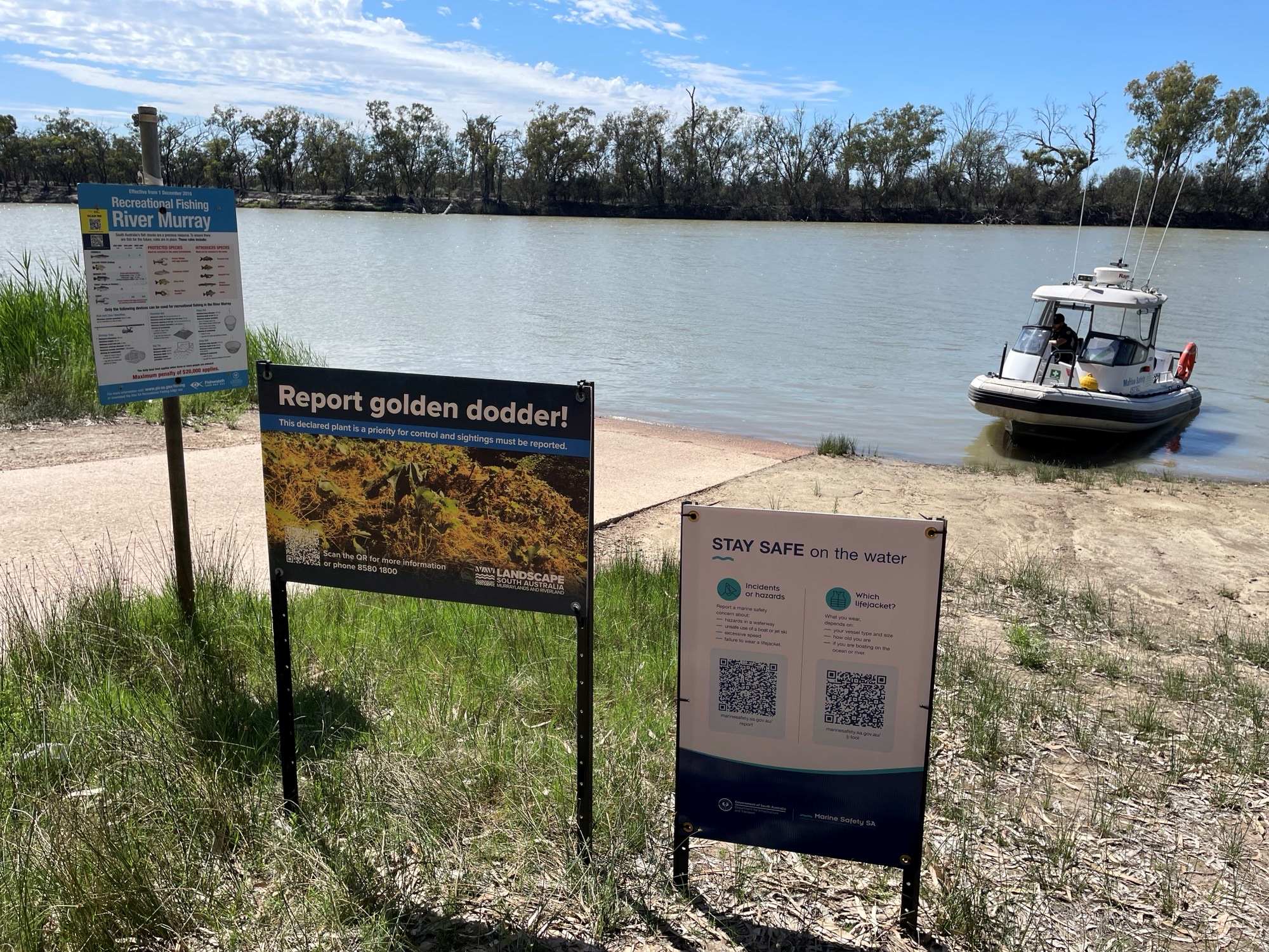 Stay safe on the water signage installed across boat ramps in the Riverland